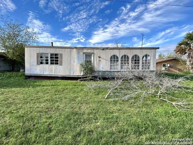 117 Welhausen, Poth, TX, USA, 78147 - Thumbnail 5