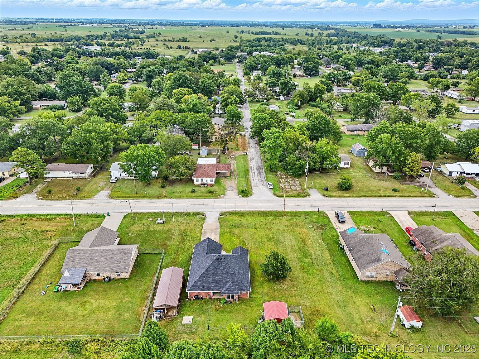 504 N Hughes Ave Morris, OK 74445 - Thumbnail 5