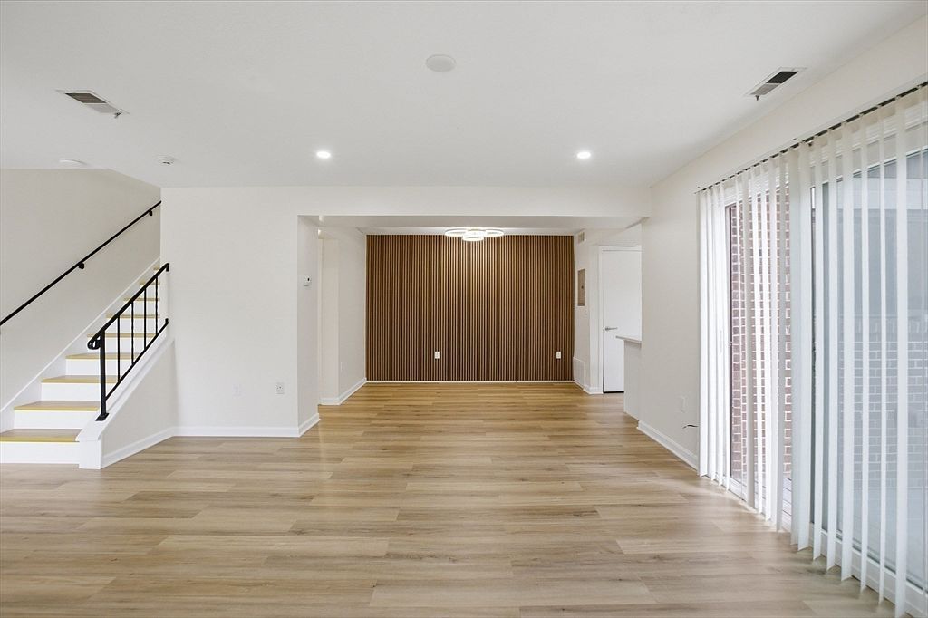 82 Bailey St #82 Stoughton, MA 02072 - Thumbnail 5