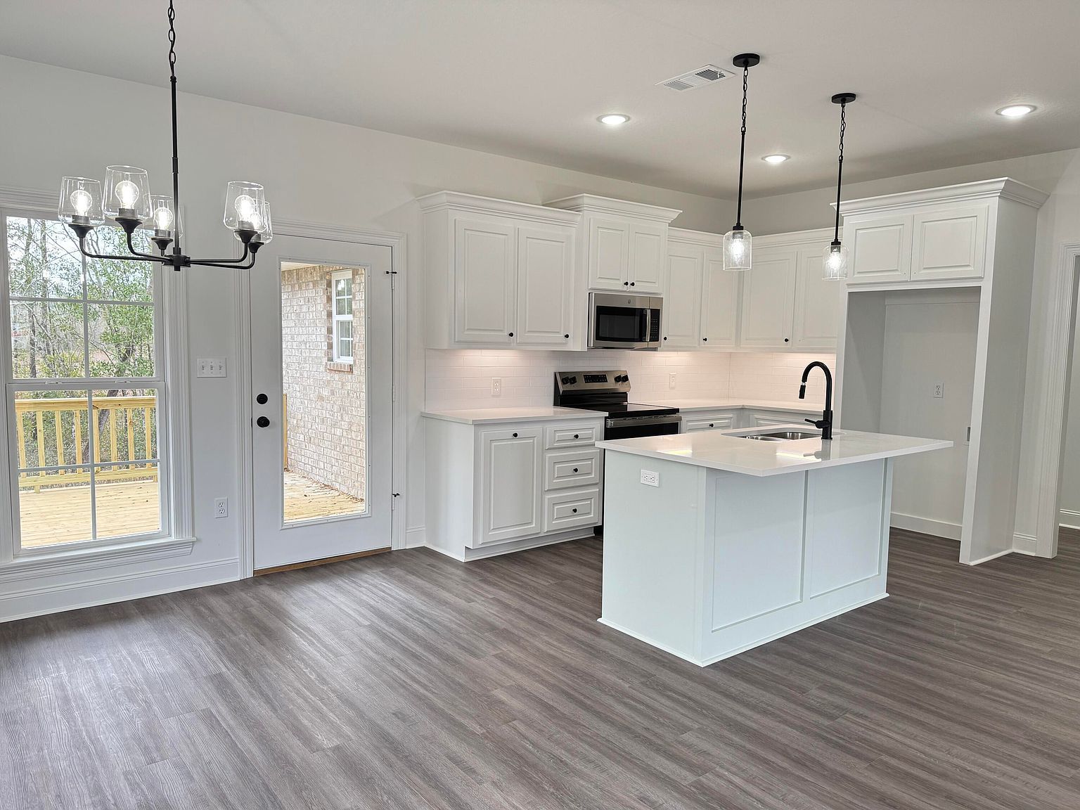 46 S Fairfax Dr Hattiesburg, MS 39402 - Thumbnail 5