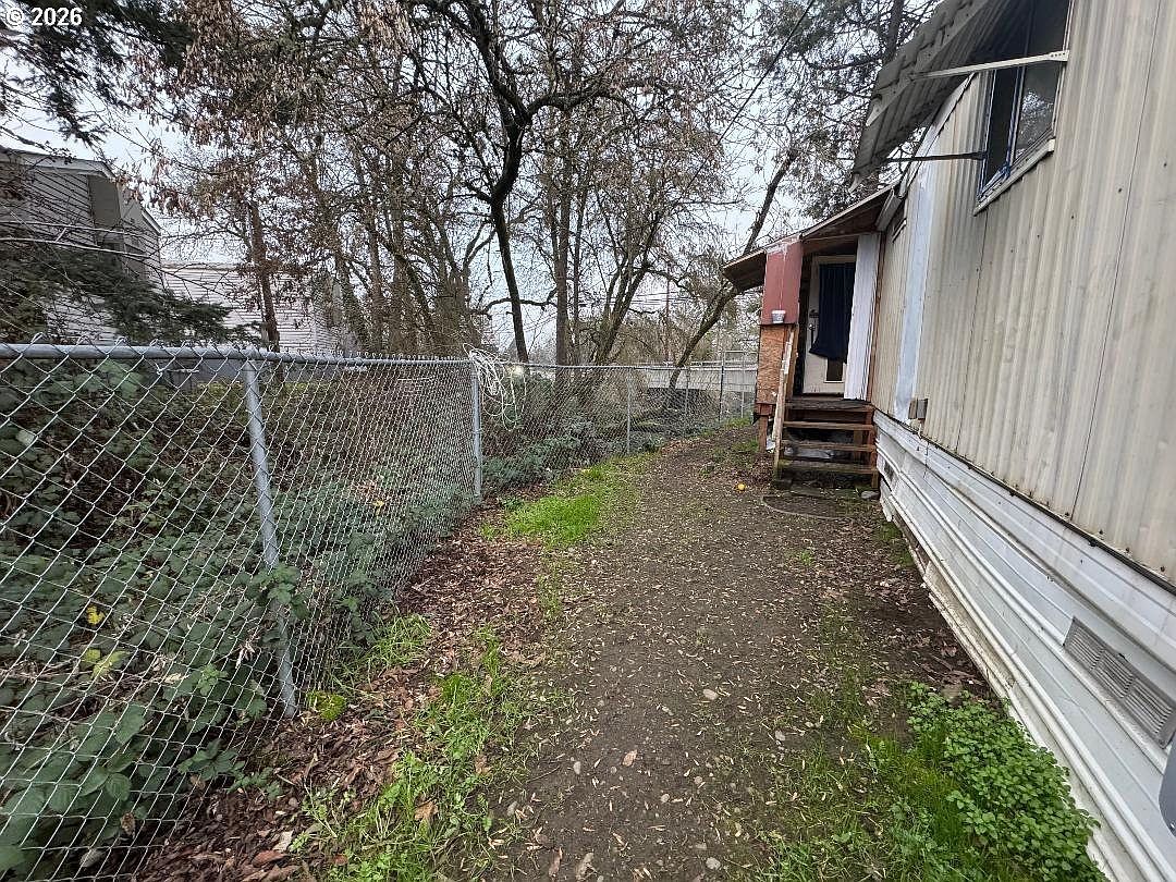 5000 NE Stephens St SPACE 2 Winchester, OR 97470 - Thumbnail 5