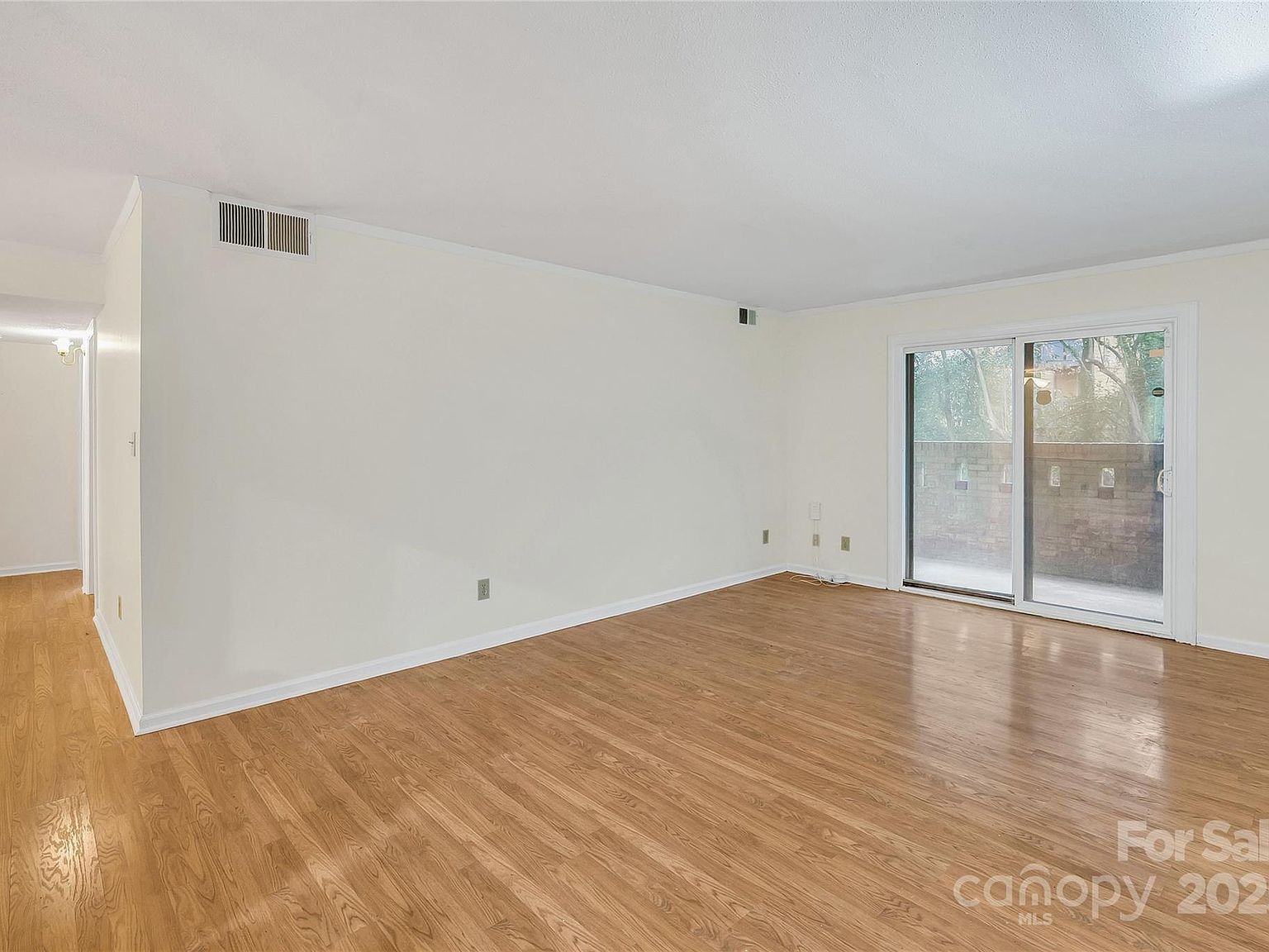 4754 Hedgemore Dr Charlotte, NC 28209 - Thumbnail 5