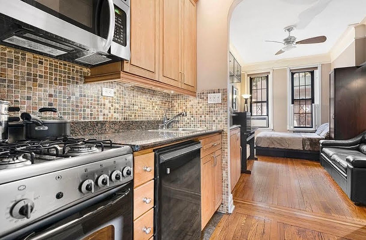 231 E 54th St APT 1D New York, NY 10022 - Thumbnail 5