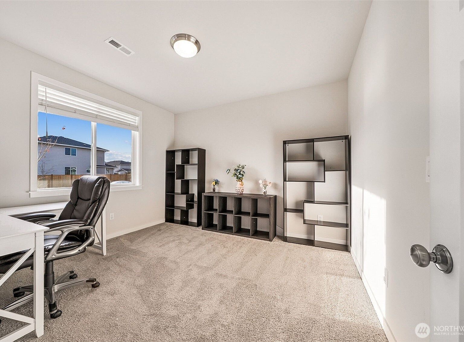 13225 Pines Ln E Puyallup, WA 98374 - Thumbnail 5