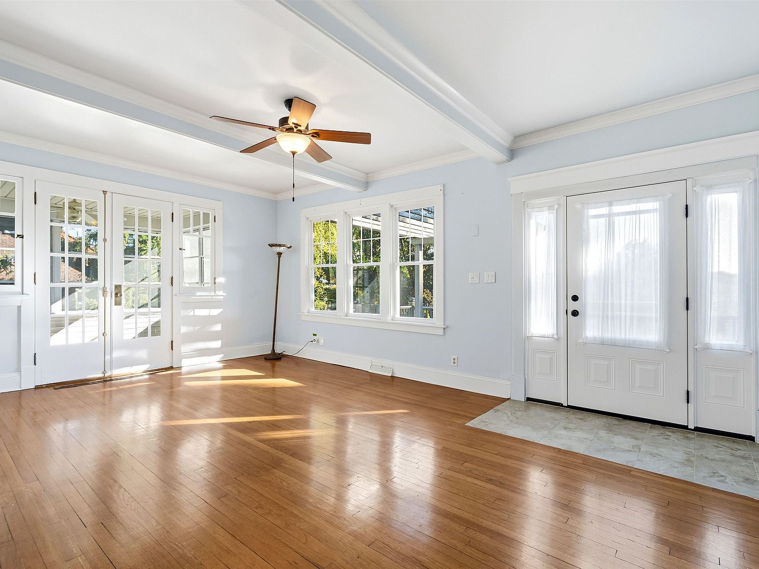 959 Clarke Dr Dubuque, IA 52001 - Thumbnail 5