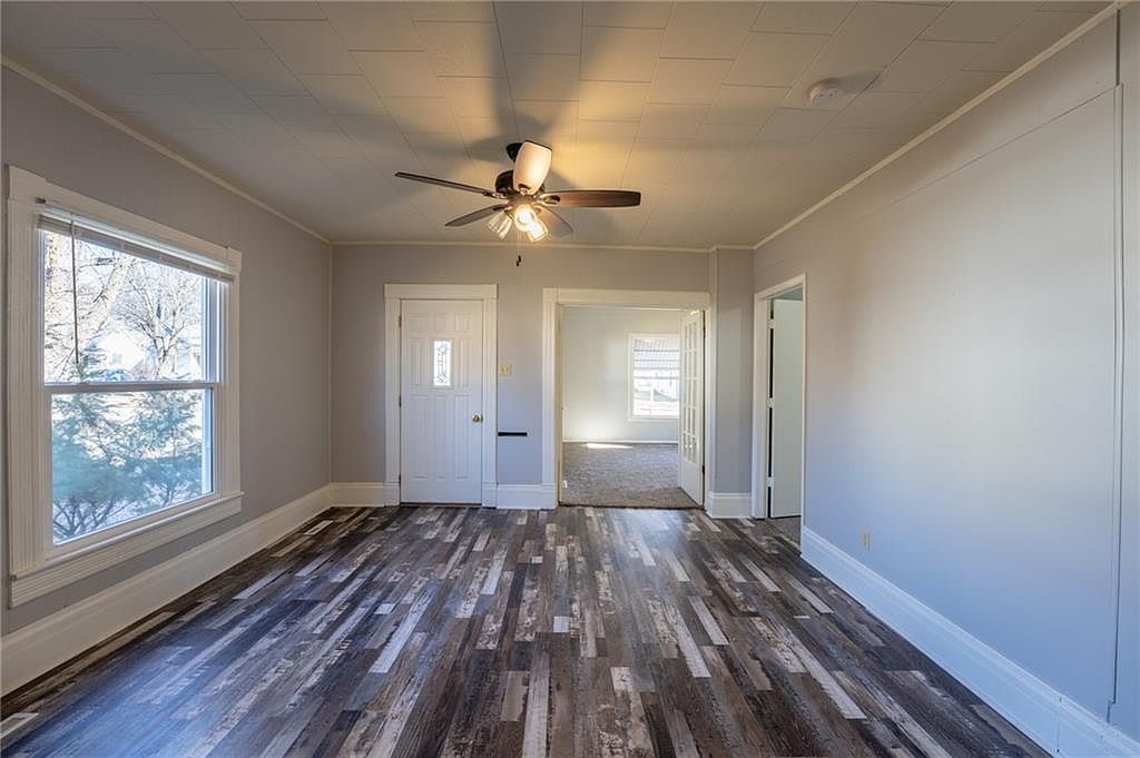 119 N Garfield Ave Chanute, KS 66720 - Thumbnail 5