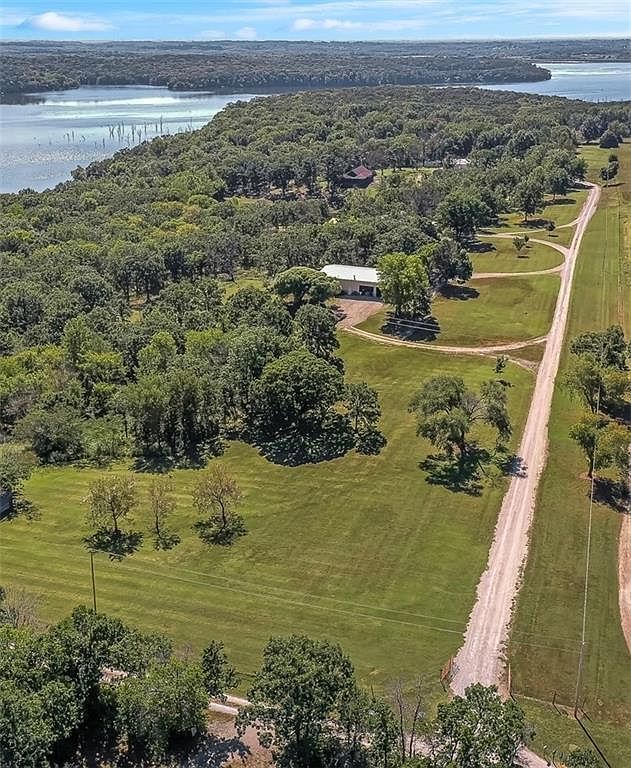 406 21000th Rd Cherryvale, KS 67335 - Thumbnail 5