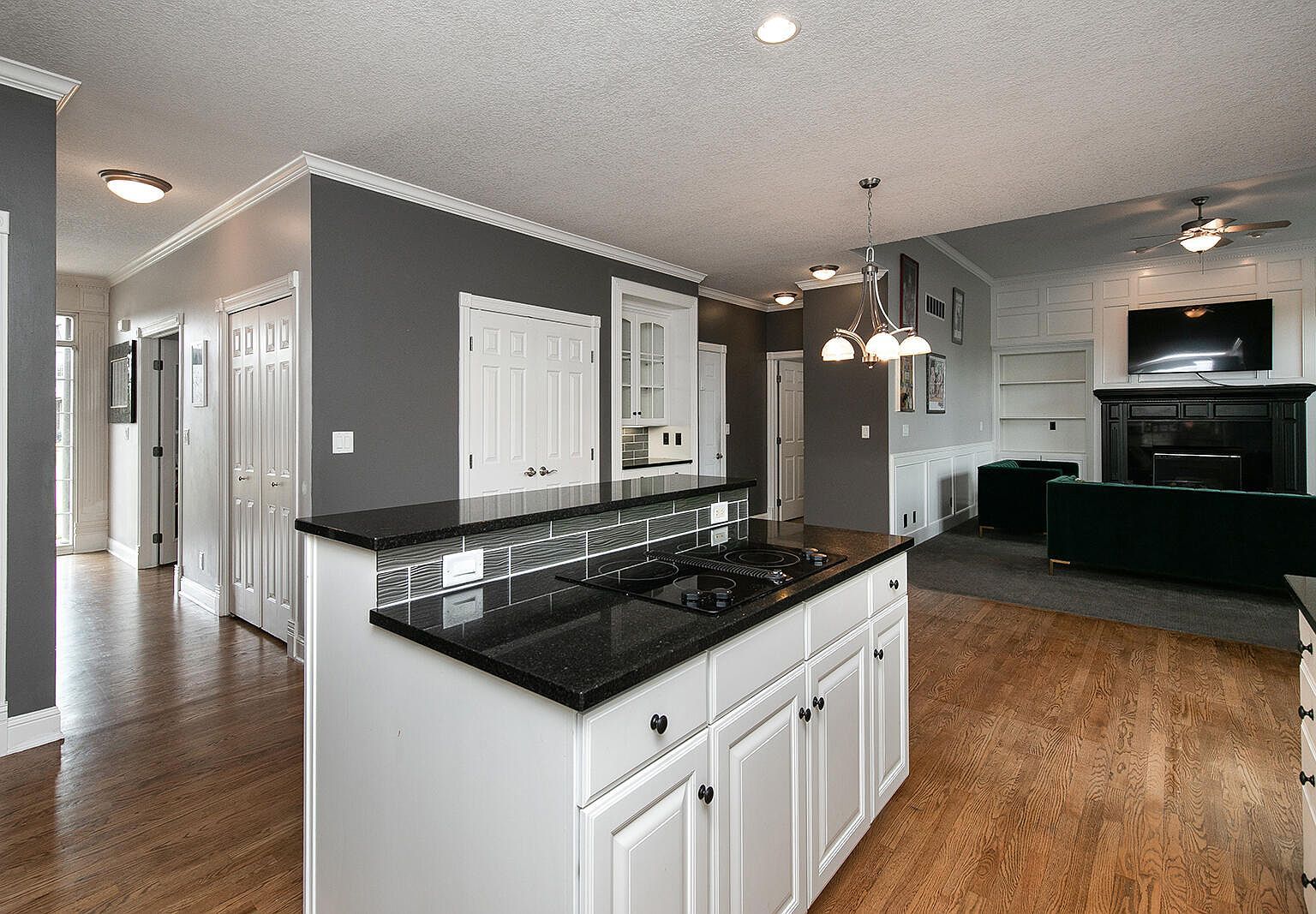 3724 147th St Urbandale, IA 50323 - Thumbnail 5