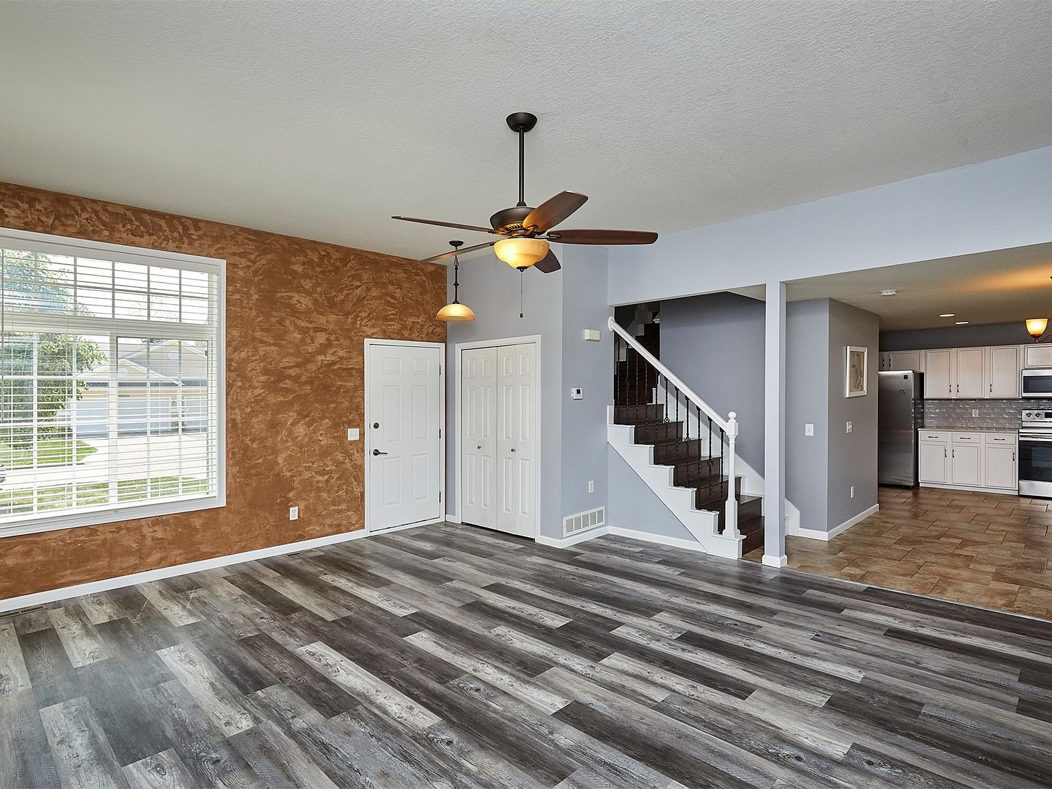 6106 Pinewood Ct Johnston, IA 50131 - Thumbnail 5