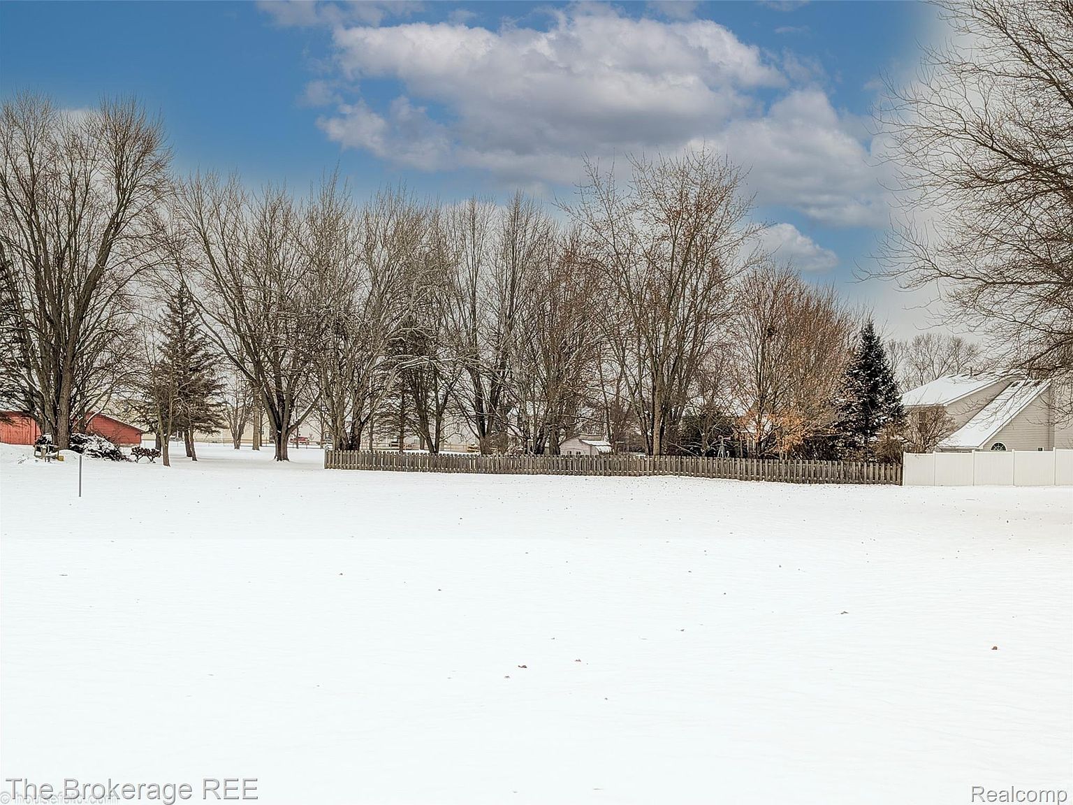 S Genesee Rd Grand Blanc, MI 48439 - Thumbnail 5