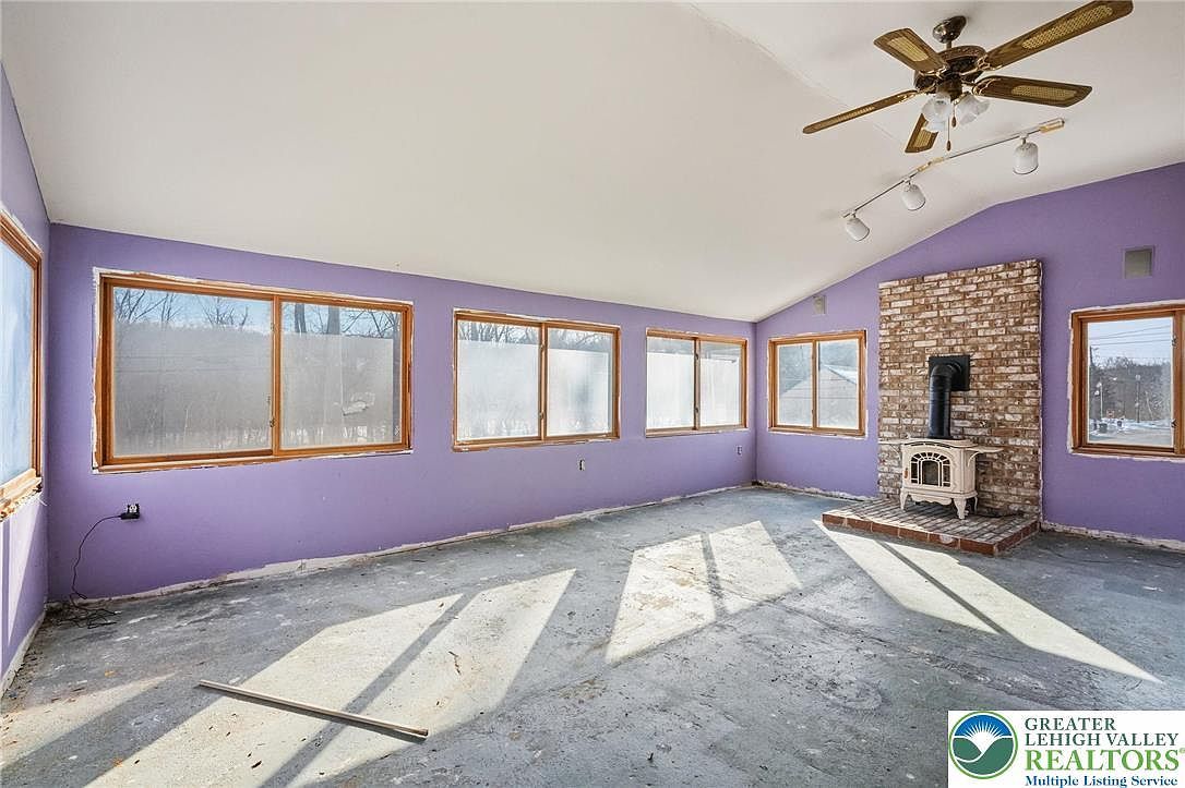 3907 Main St Slatington, PA 18080 - Thumbnail 5