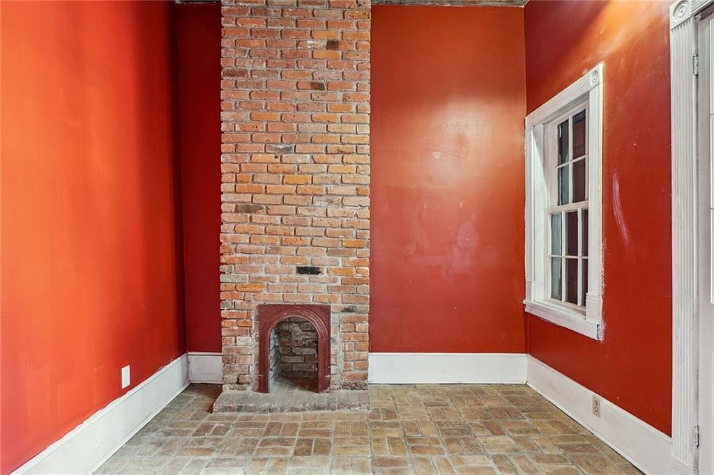 632 Burgundy St New Orleans, LA 70112 - Thumbnail 5