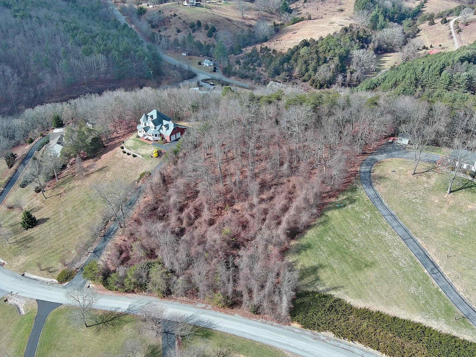 1070 Cassatt Ln Christiansburg, VA 24073 - Thumbnail 5