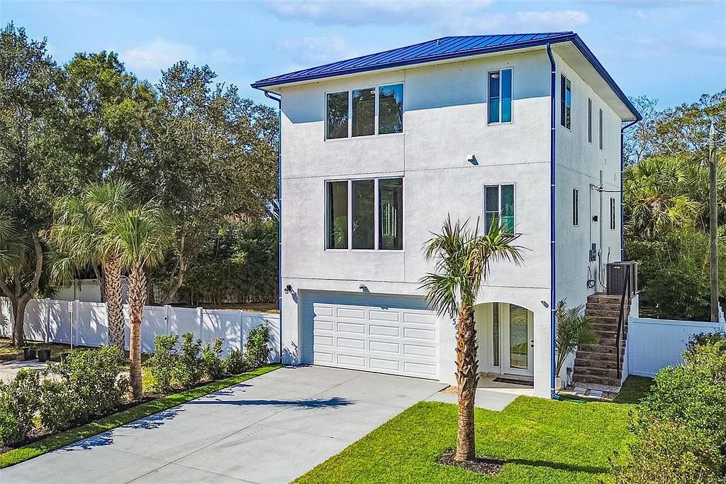 1956 Cedar Dr Dunedin, FL 34698 - Thumbnail 5