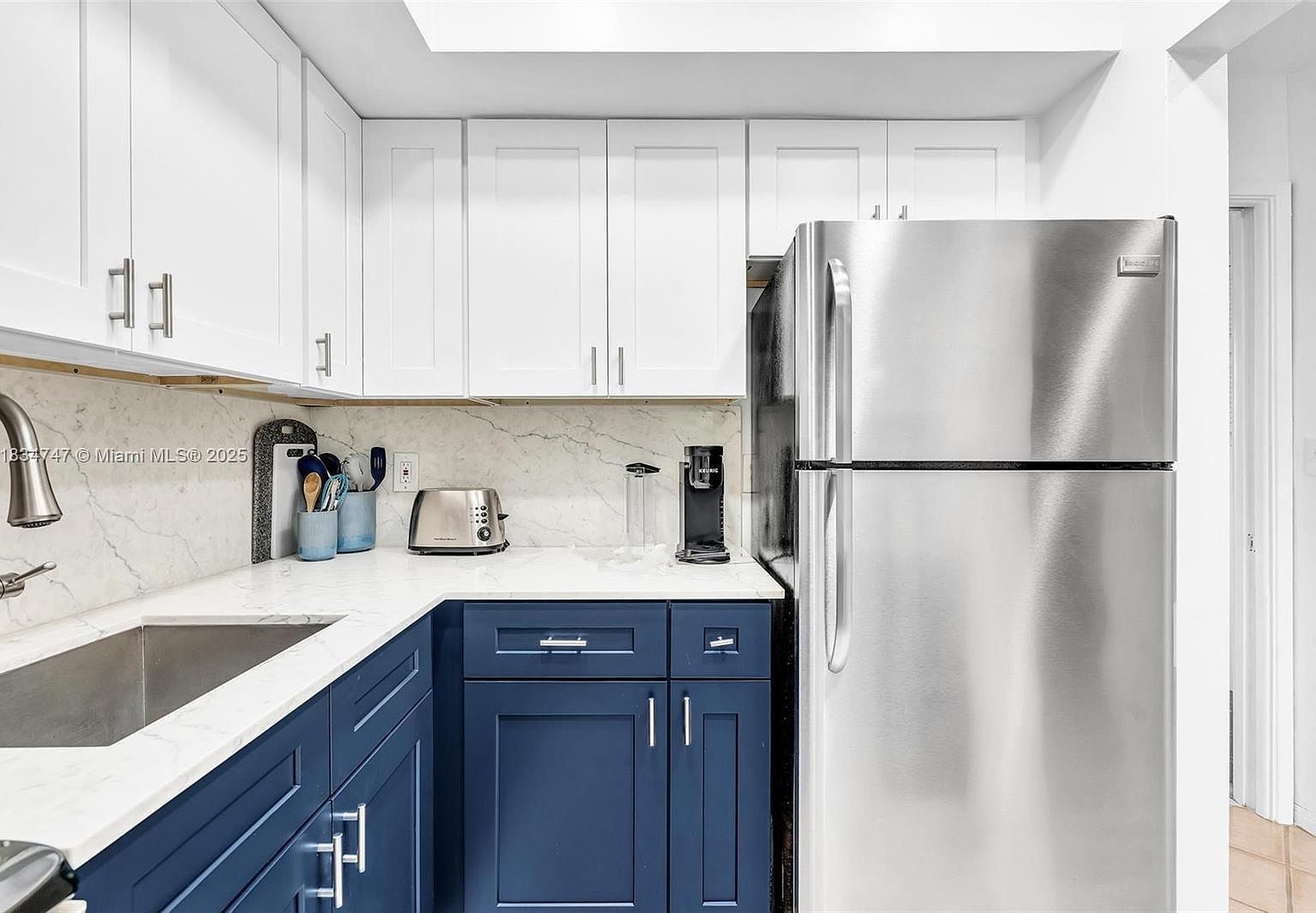 2501 N Ocean Blvd APT 18 Pompano Beach, FL 33062 - Thumbnail 5