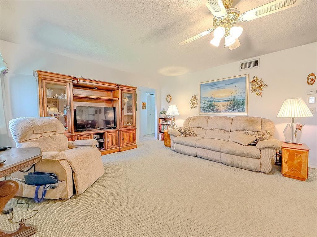 329 Knotty Pine Cir APT C-2 Greenacres, FL 33463 - Thumbnail 5