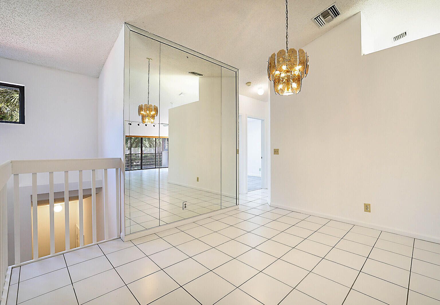 9 Via De Casas Sur APT 203 Boynton Beach, FL 33426 - Thumbnail 5