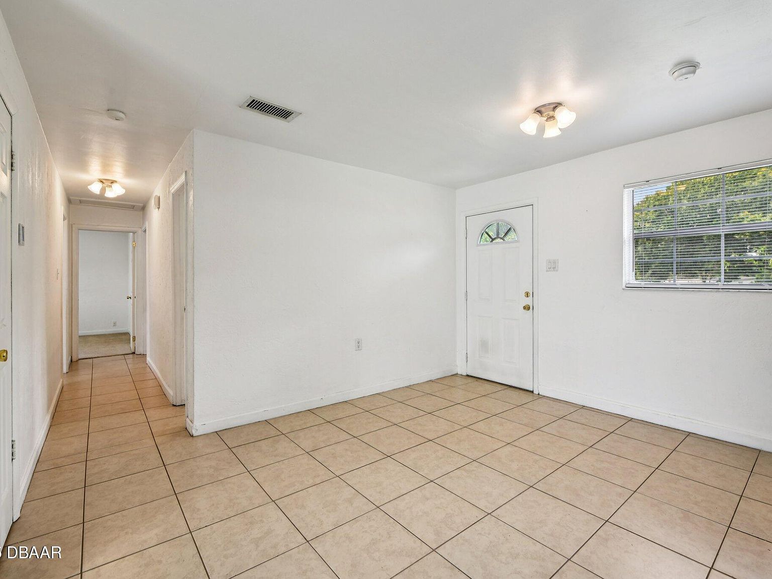 911 Shady Park Ter Daytona Beach, FL 32117 - Thumbnail 5