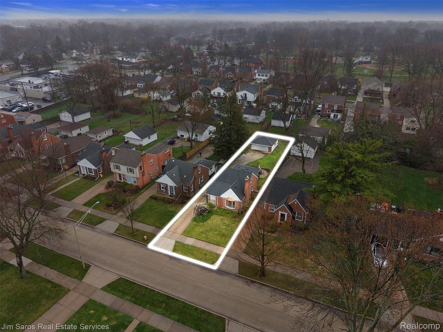 1837 Oxford Rd Grosse Pointe Woods, MI 48236 - Thumbnail 5