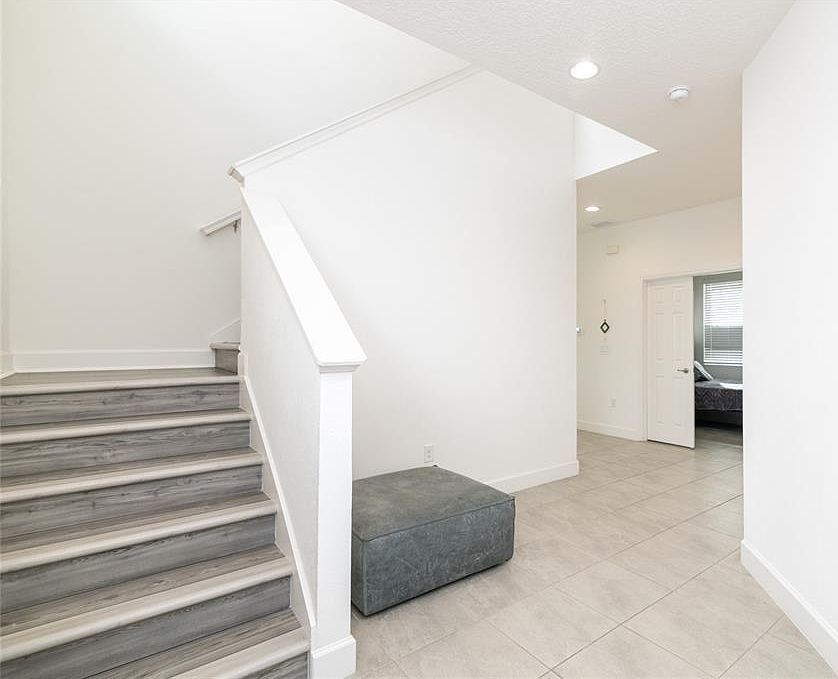 5653 Del Coronado Dr Apollo Beach, FL 33572 - Thumbnail 5