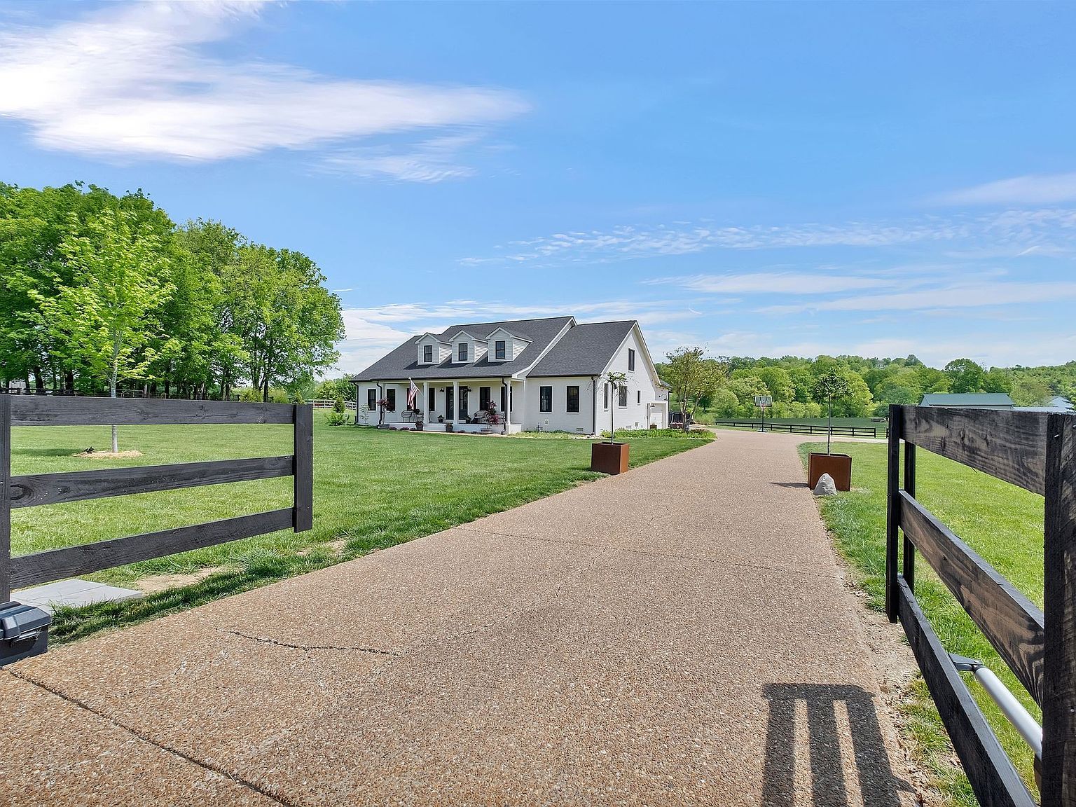 1836 Cayce Springs Rd Thompsons Station, TN 37179 - Thumbnail 5