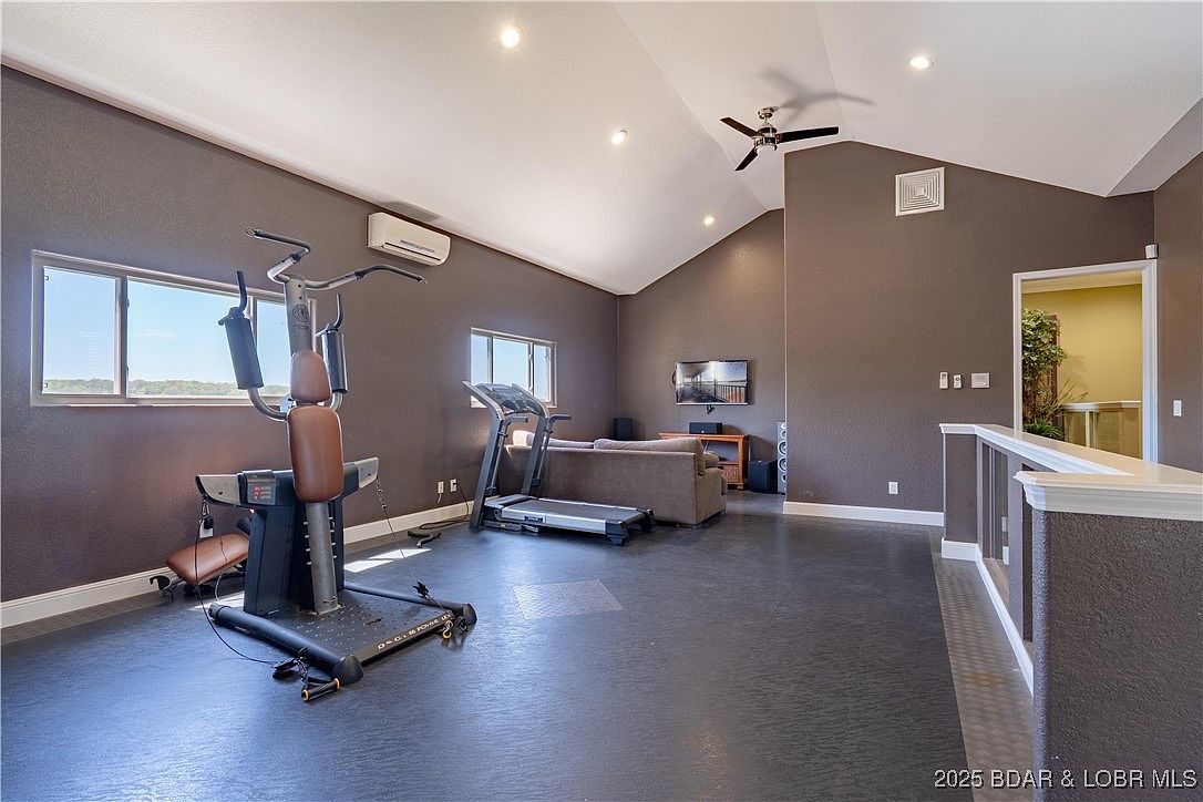 4956 Shorewood Dr Osage Beach, MO 65065 - Thumbnail 5