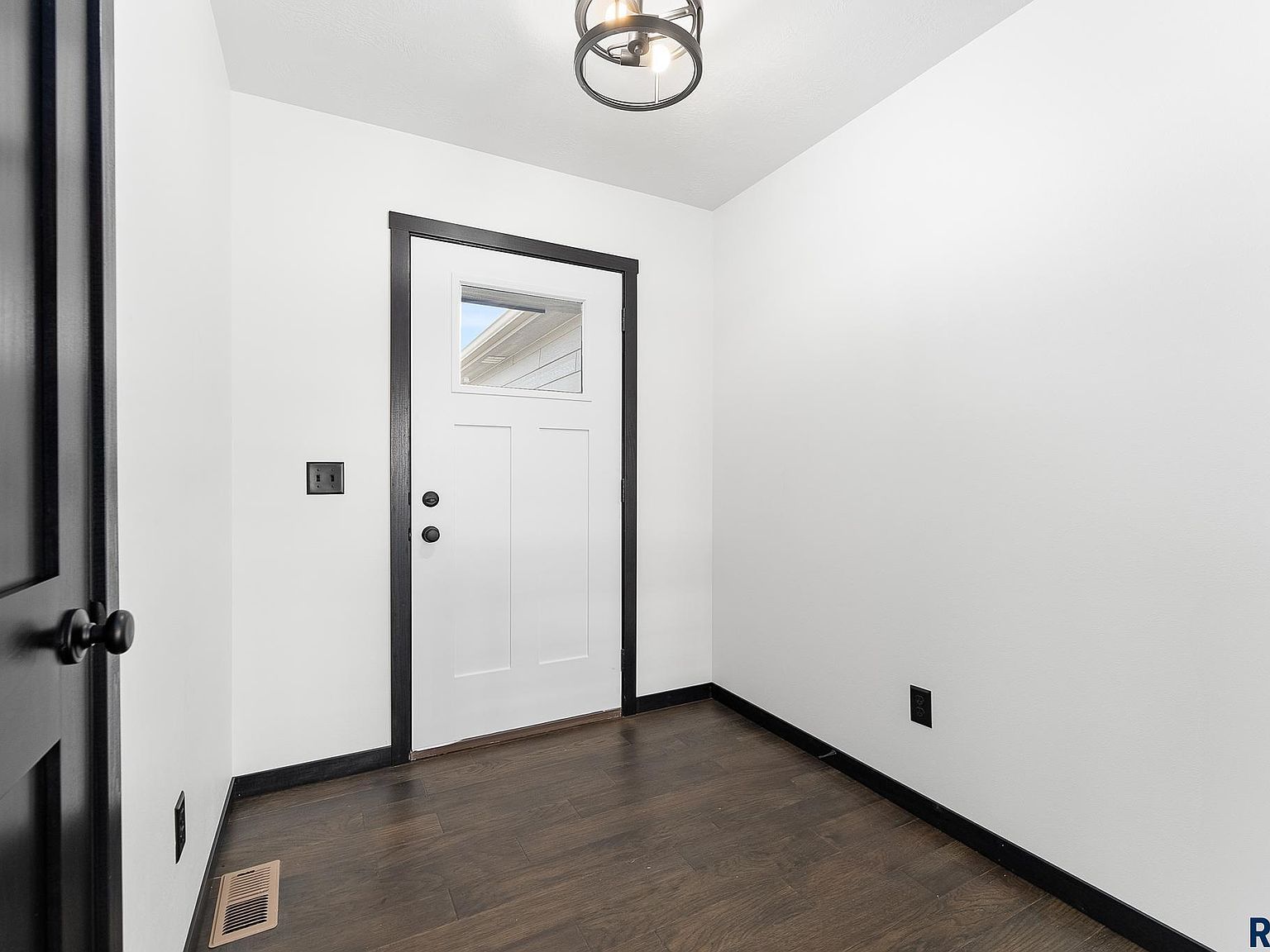 708 Highland St Harrisburg, SD 57032 - Thumbnail 5