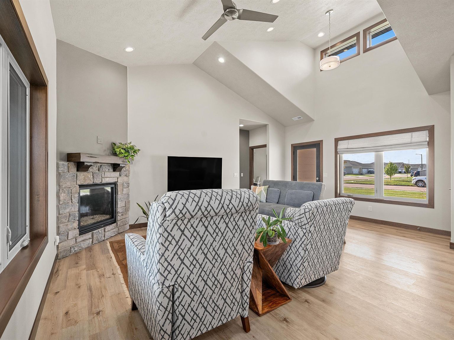 508 S Sunshine Ave Brandon, SD 57005 - Thumbnail 5