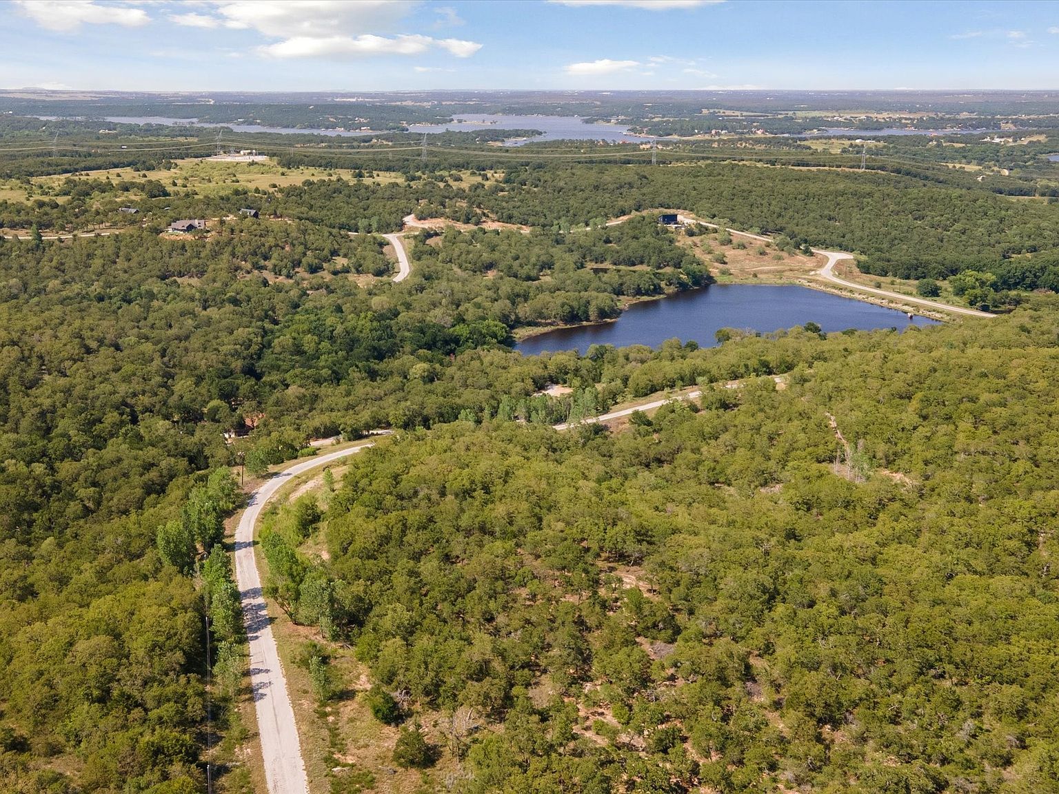 536 Creekside Dr Bowie, TX 76230 - Thumbnail 5