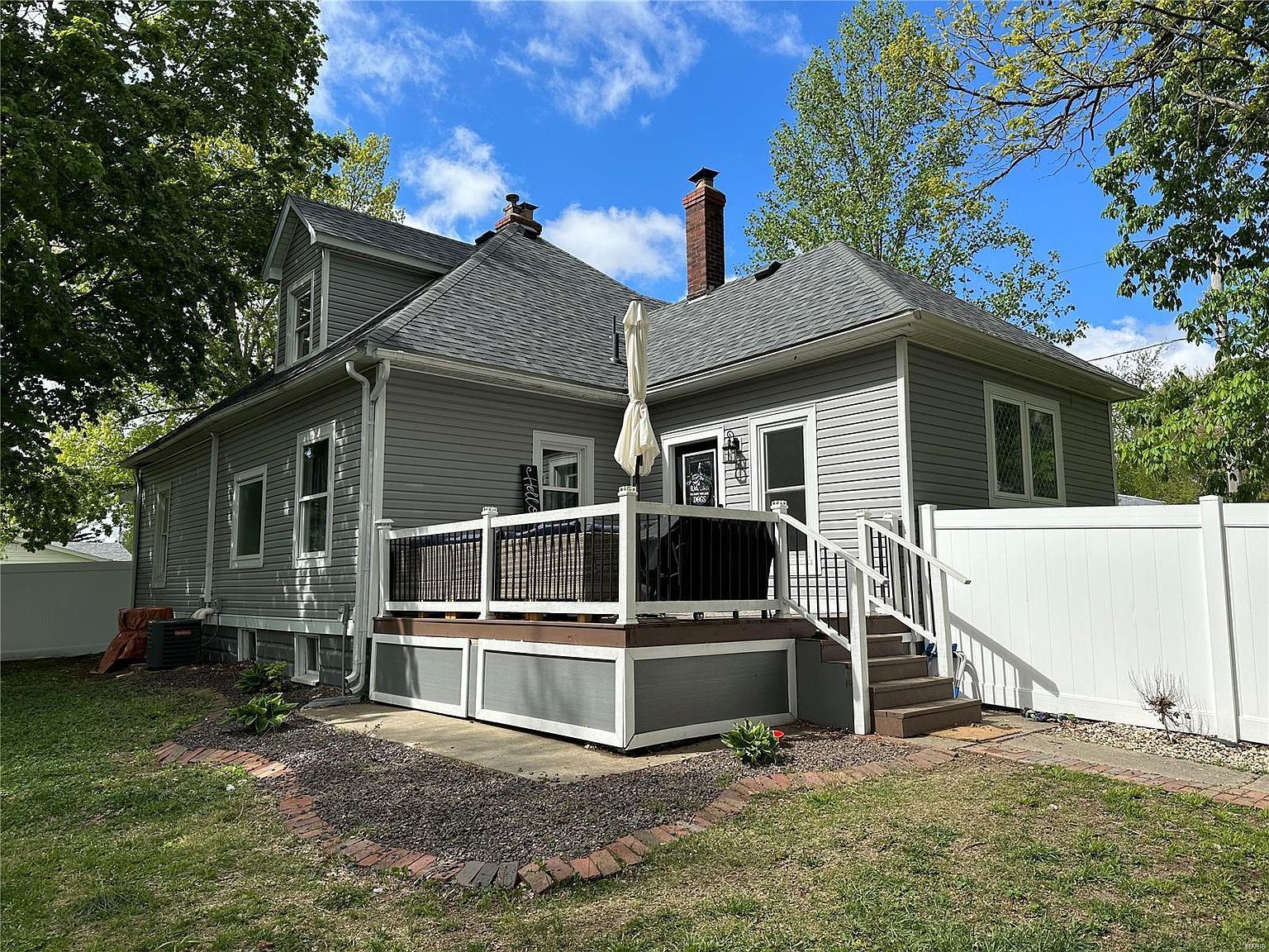 603 E Hauser St Litchfield, IL 62056 - Thumbnail 5