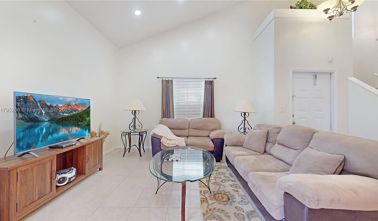 1249 NW 126th Ter Sunrise, FL 33323 - Thumbnail 5