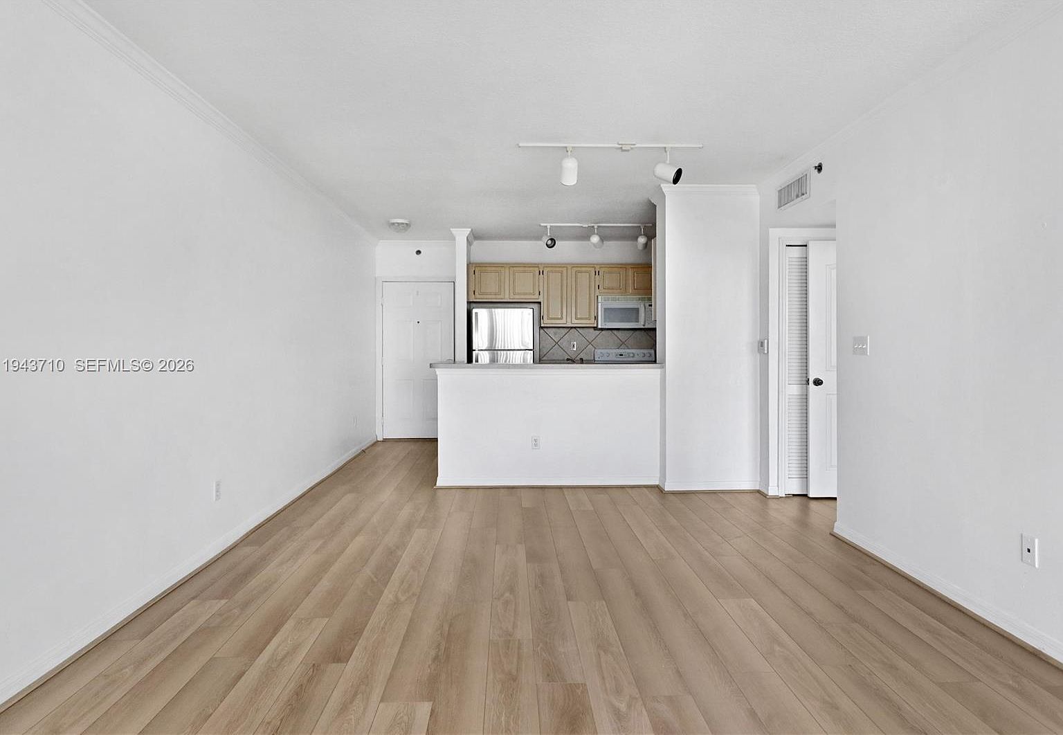 2665 SW 37th Ave APT 908 Miami, FL 33133 - Thumbnail 5