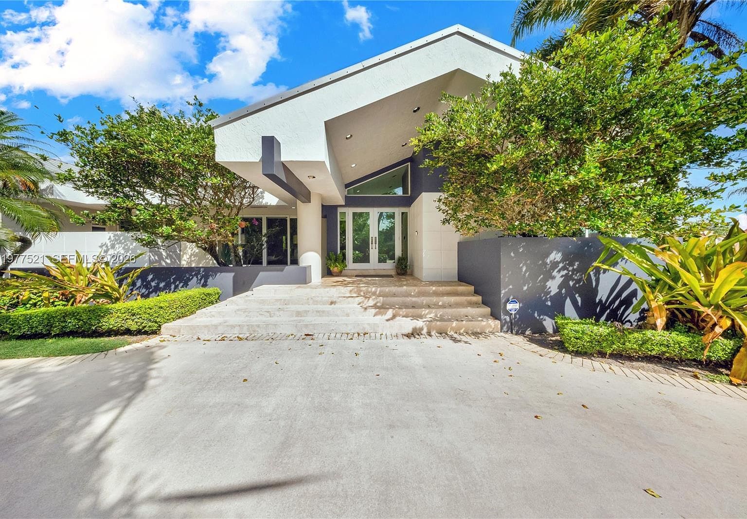 10101 SW 145th St Miami, FL 33176 - Thumbnail 5