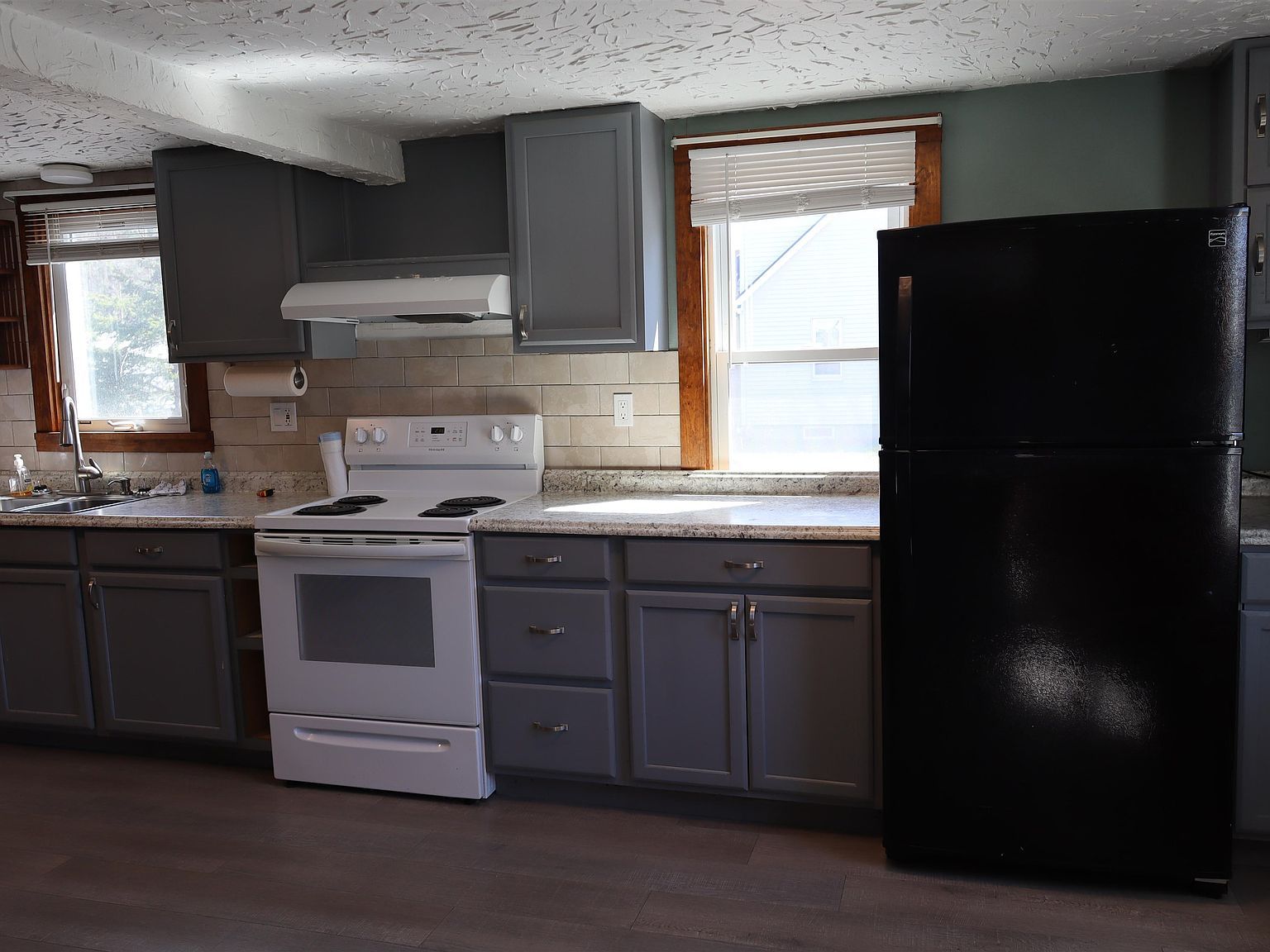 236 Highland Ave Barre, VT 05641 - Thumbnail 5