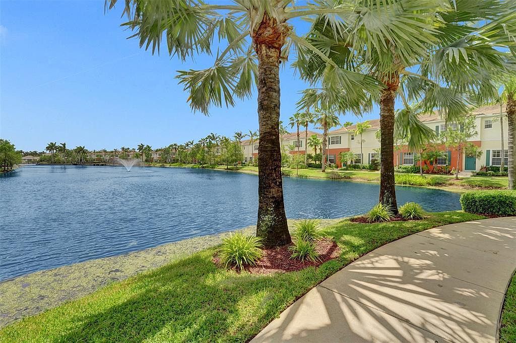 637 SW 3rd Ave Pompano Beach, FL 33060 - Thumbnail 5