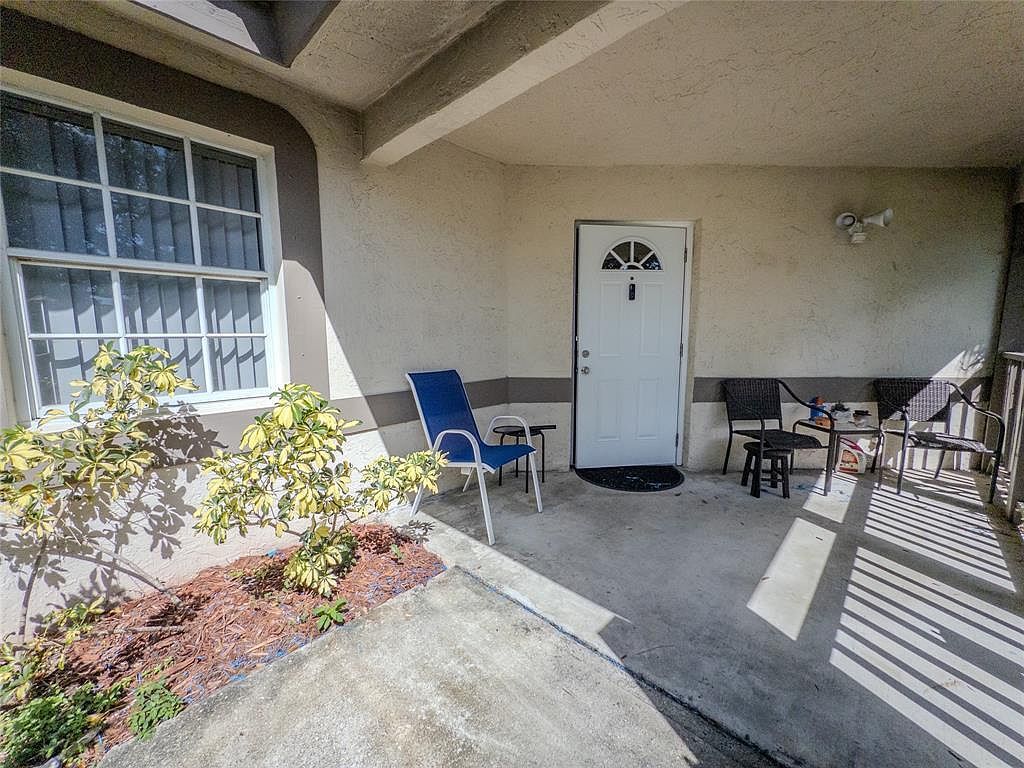 1403 SW 27th Ct Fort Lauderdale, FL 33315 - Thumbnail 5