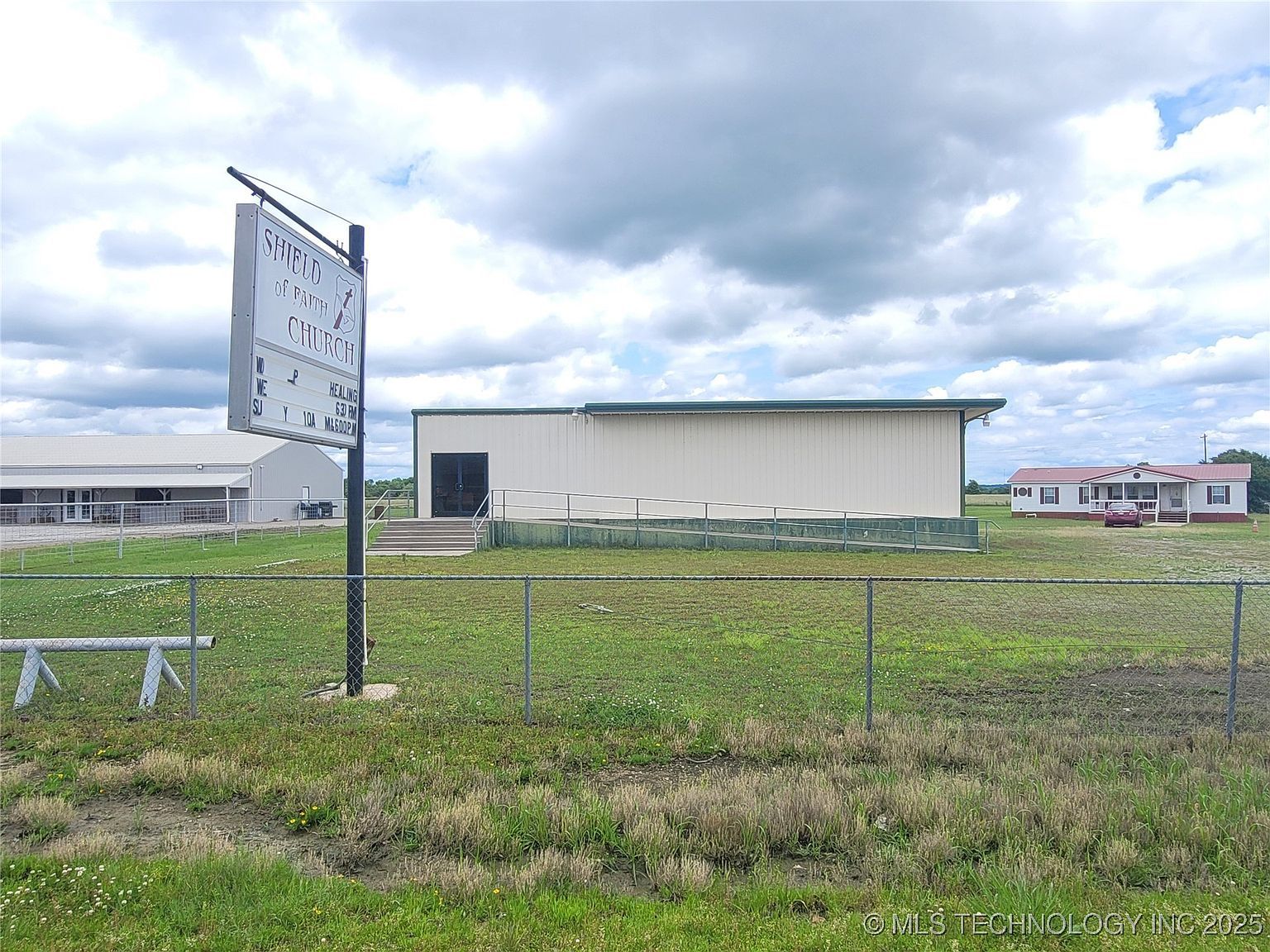 1130 White Stag Ave Checotah, OK 74426 - Thumbnail 5