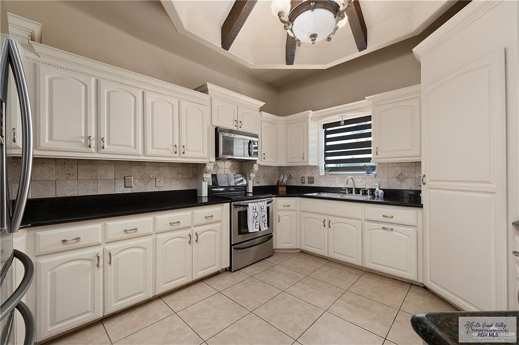 3914 Tierra Escondida Weslaco, TX 78596 - Thumbnail 5