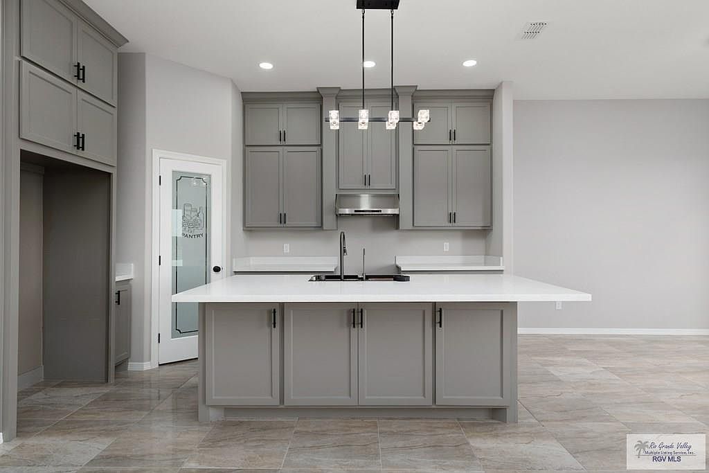 8818 Sandpiper Dr Harlingen, TX 78552 - Thumbnail 5