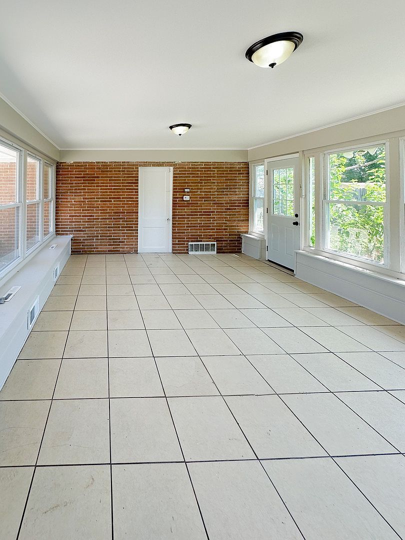 9405 S 76th Ct Hickory Hills, IL 60457 - Thumbnail 5