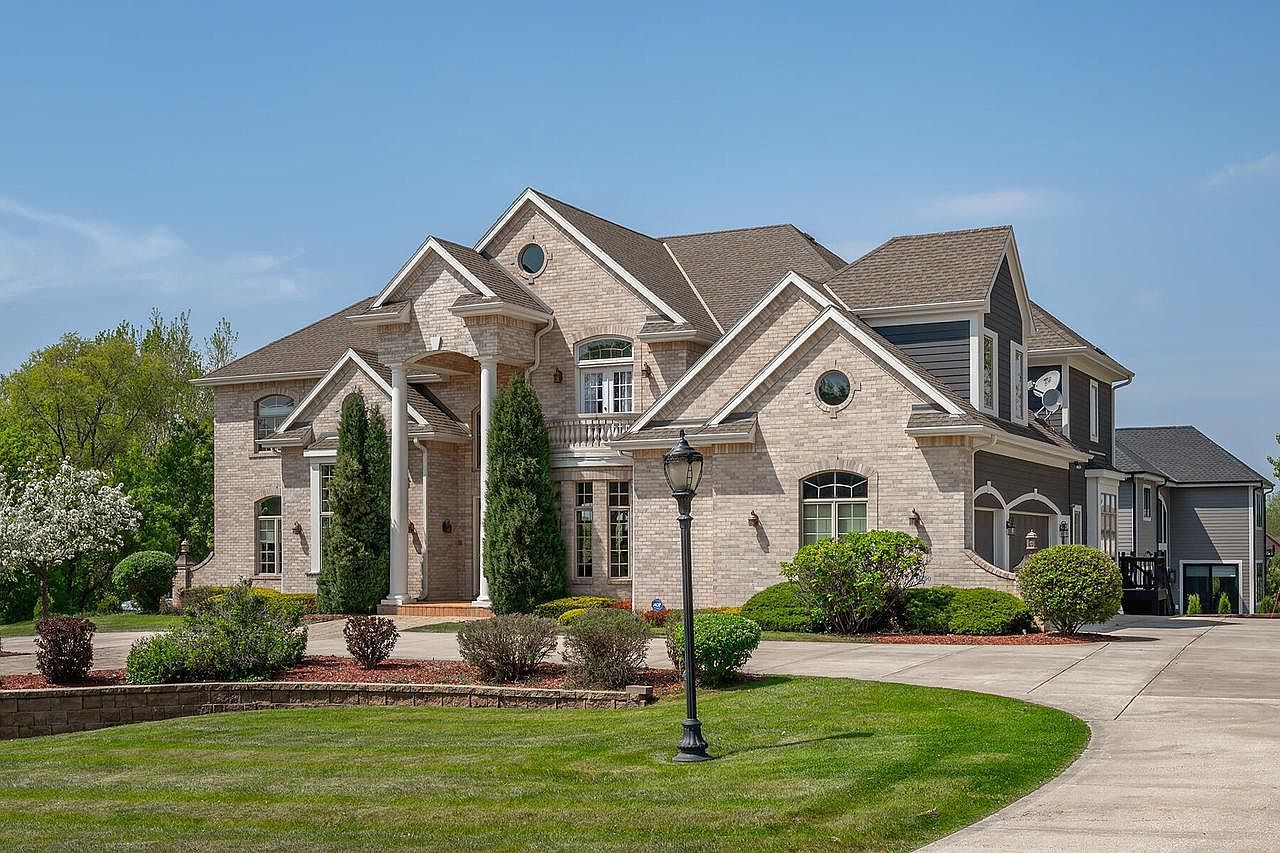 18290 Prairie Falcon Ln Brookfield, WI 53045 - Thumbnail 5