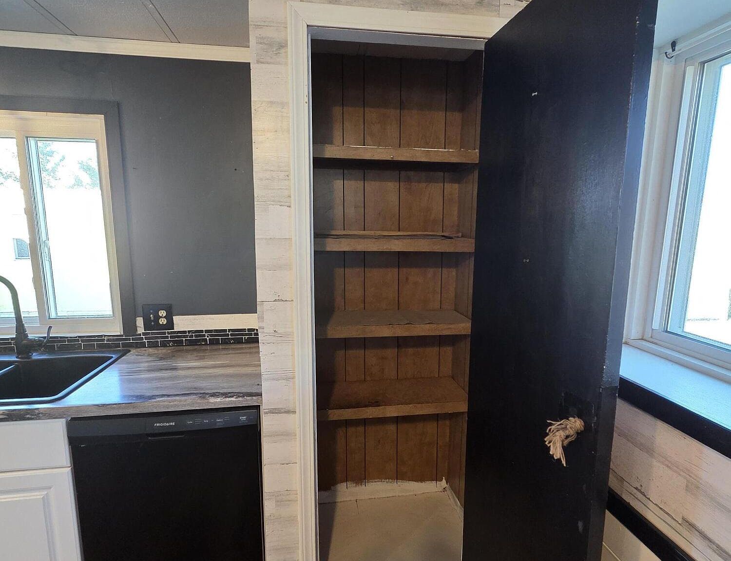 2934 Summers Ln UNIT 26 Klamath Falls, OR 97603 - Thumbnail 5