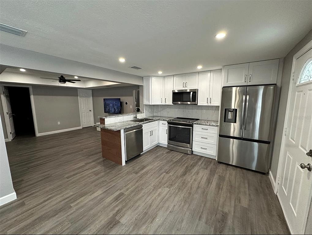 2301 Trelain Dr S Saint Petersburg, FL 33712 - Thumbnail 5