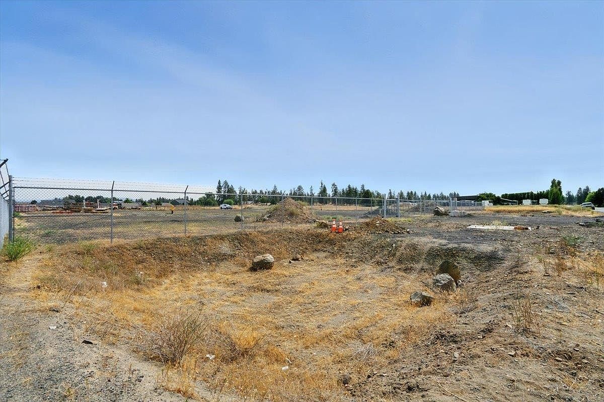 4509 & 4523 S Ben Franklin Ln Spokane, WA 99224 - Thumbnail 5