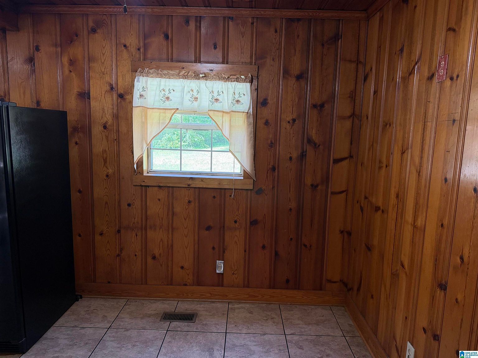 24 W Glade Rd Anniston, AL 36206 - Thumbnail 5