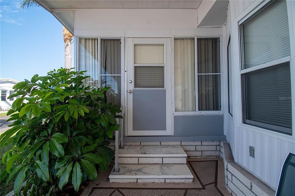 2028 Oahu Dr Holiday, FL 34691 - Thumbnail 5