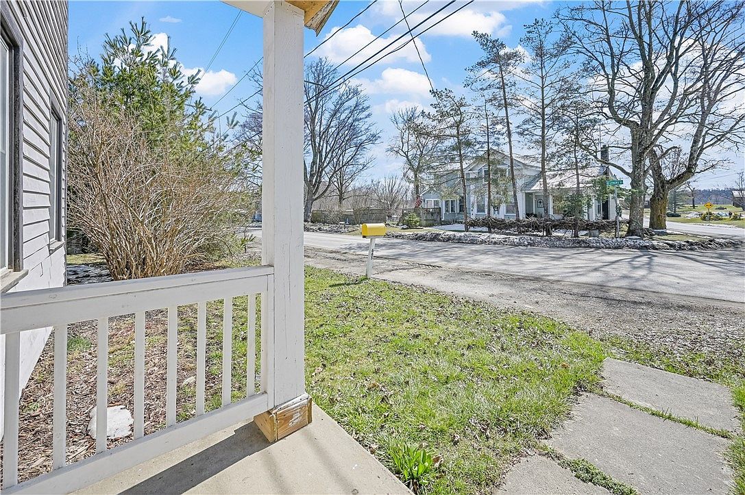 665 E Lykers Rd Sprakers, NY 12166 - Thumbnail 5