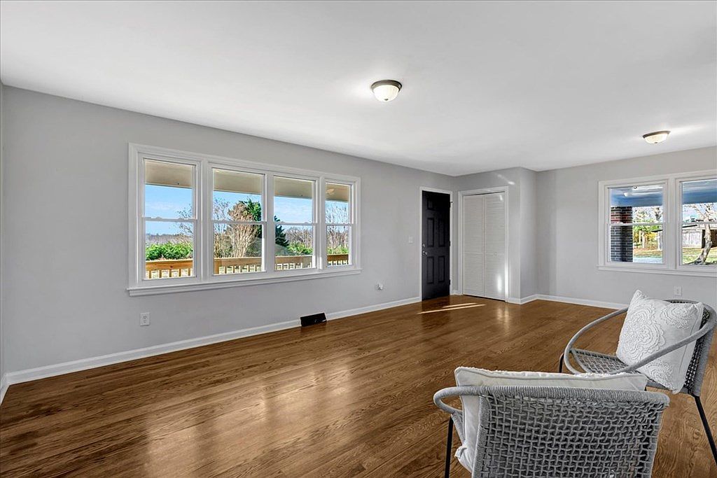 13464 Patrick Henry Hwy Brookneal, VA 24528 - Thumbnail 5