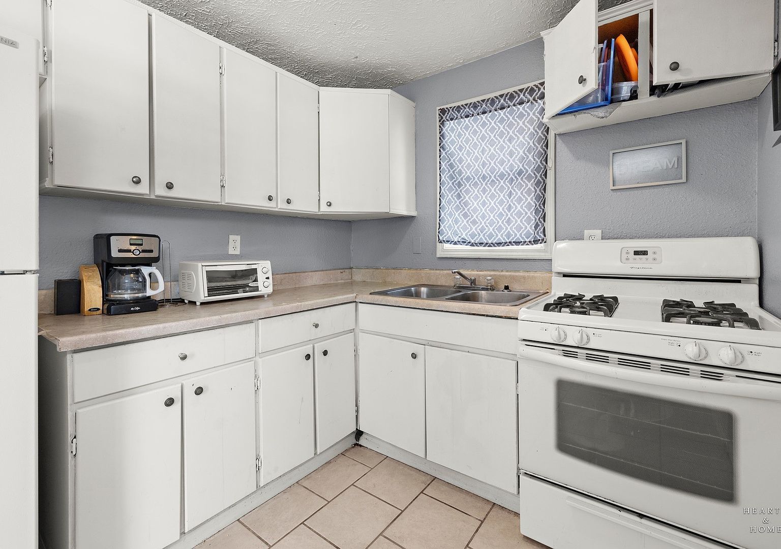 2406 Hermon Ave Zion, IL 60099 - Thumbnail 5