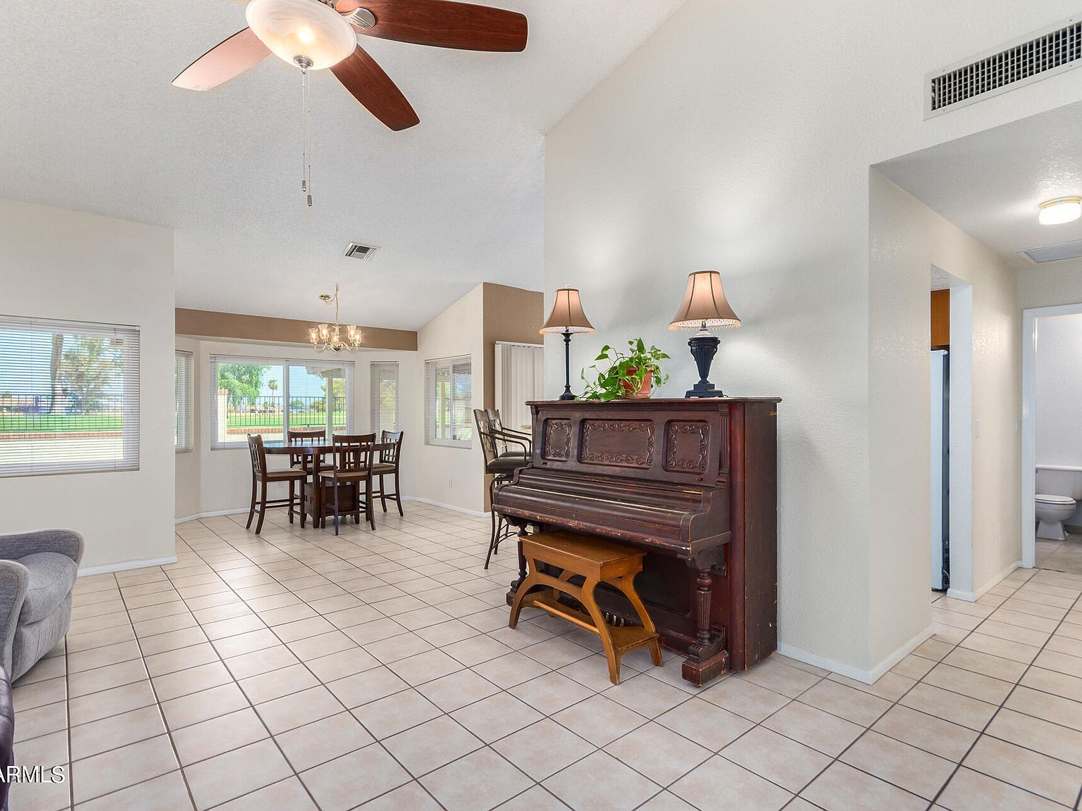 10516 W Griswold Rd Peoria, AZ 85345 - Thumbnail 5